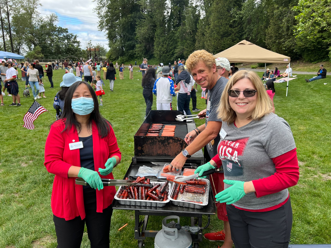 Families Enjoy Independence Day USA