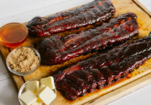 BBQ Ribs Glazed with Homemade Sauce
